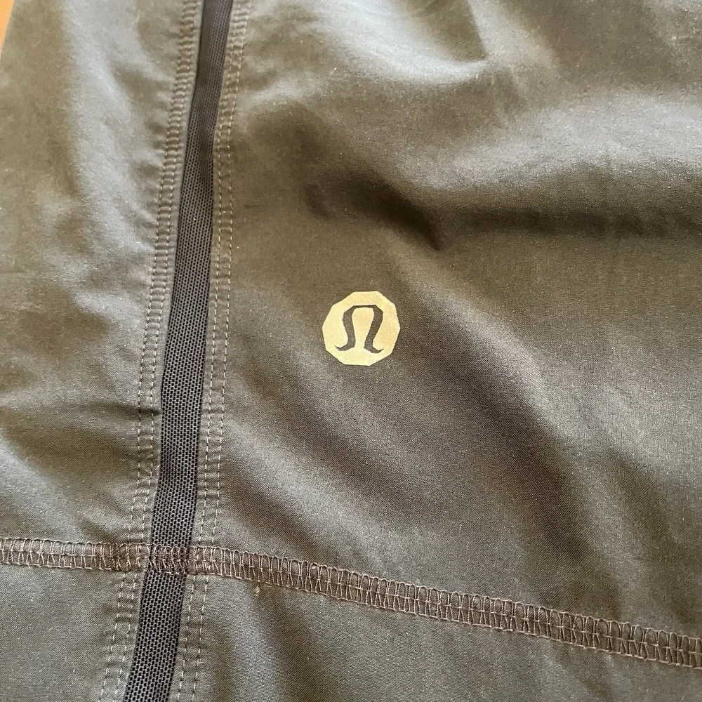 Lululemon Pace Breaker Men's XL 10
